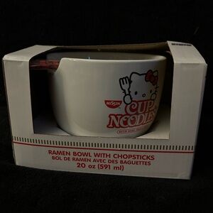 Hello Kitty Ramen Bowl with Chopsticks
